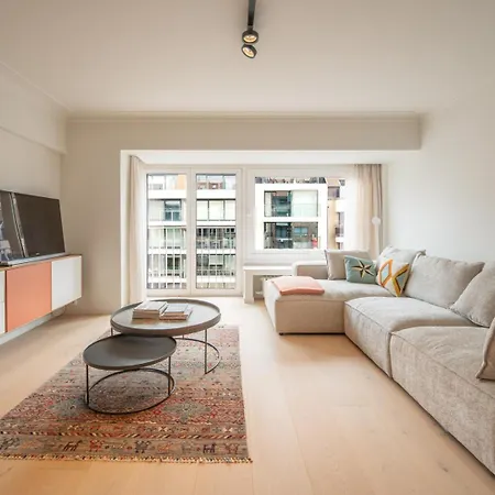 Stylish 2-bedroom Renovated Daire Knokke-Heist