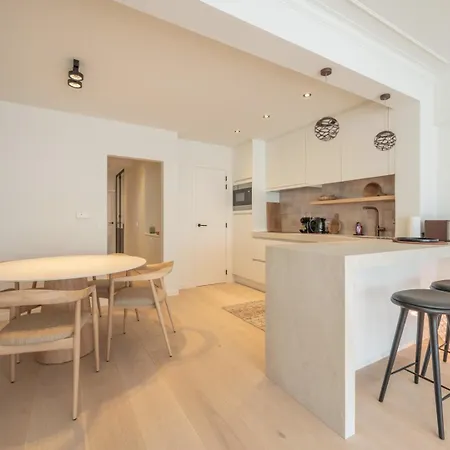 Daire Stylish 2-bedroom Renovated